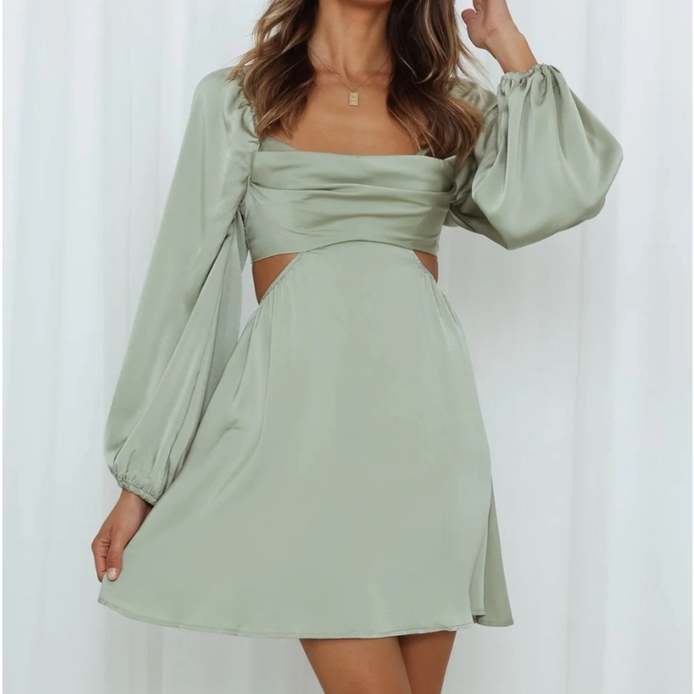 EUC Hello Molly DONE WITH YOU SATIN DRESS GREEN Size 2 (XS)